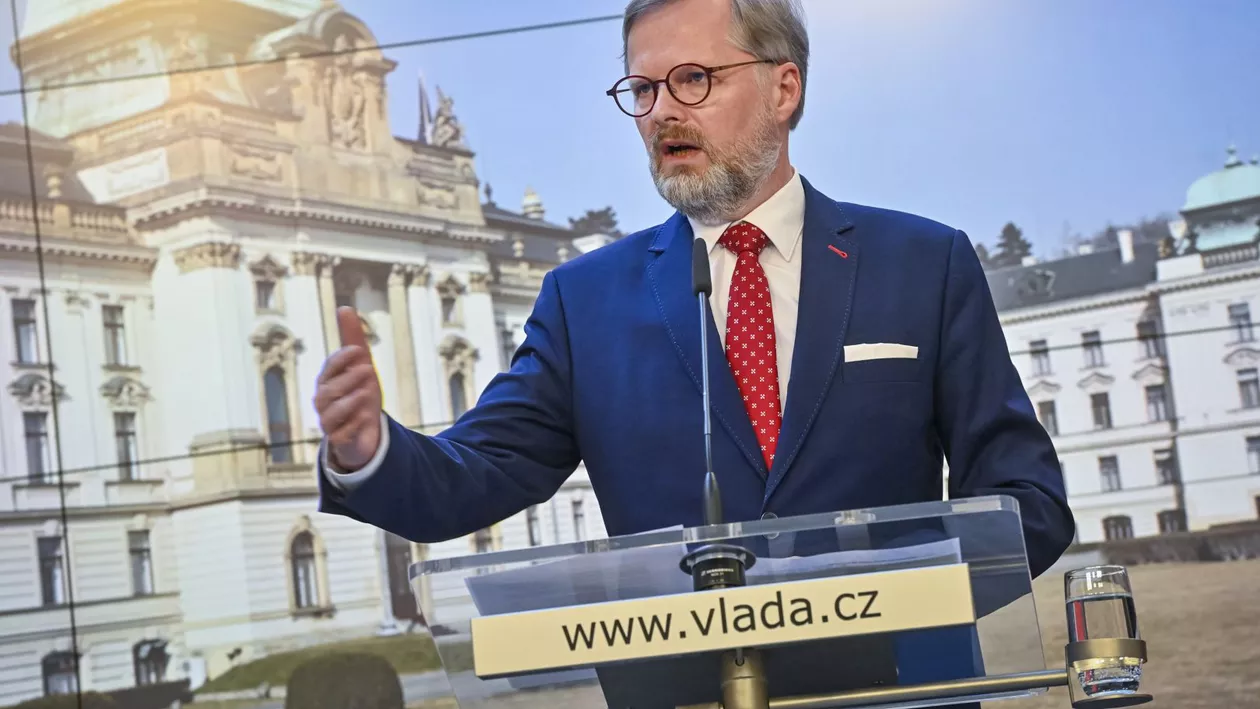 Premierii Poloniei, Cehiei și Sloveniei merg marți la Kiev, sfidând bombardamentele