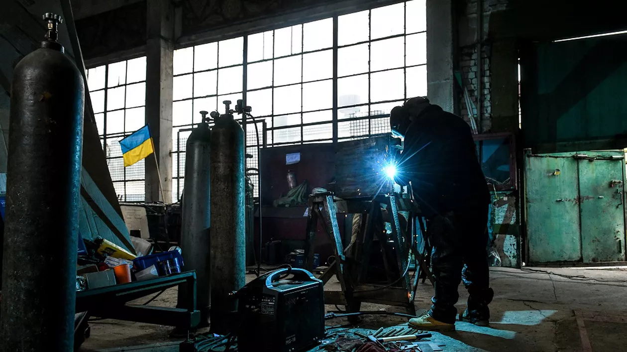 Ucraina anunță că trupele Rusiei au capturat centrala nucleară de la Zaporojie, cea mai mare din Europa