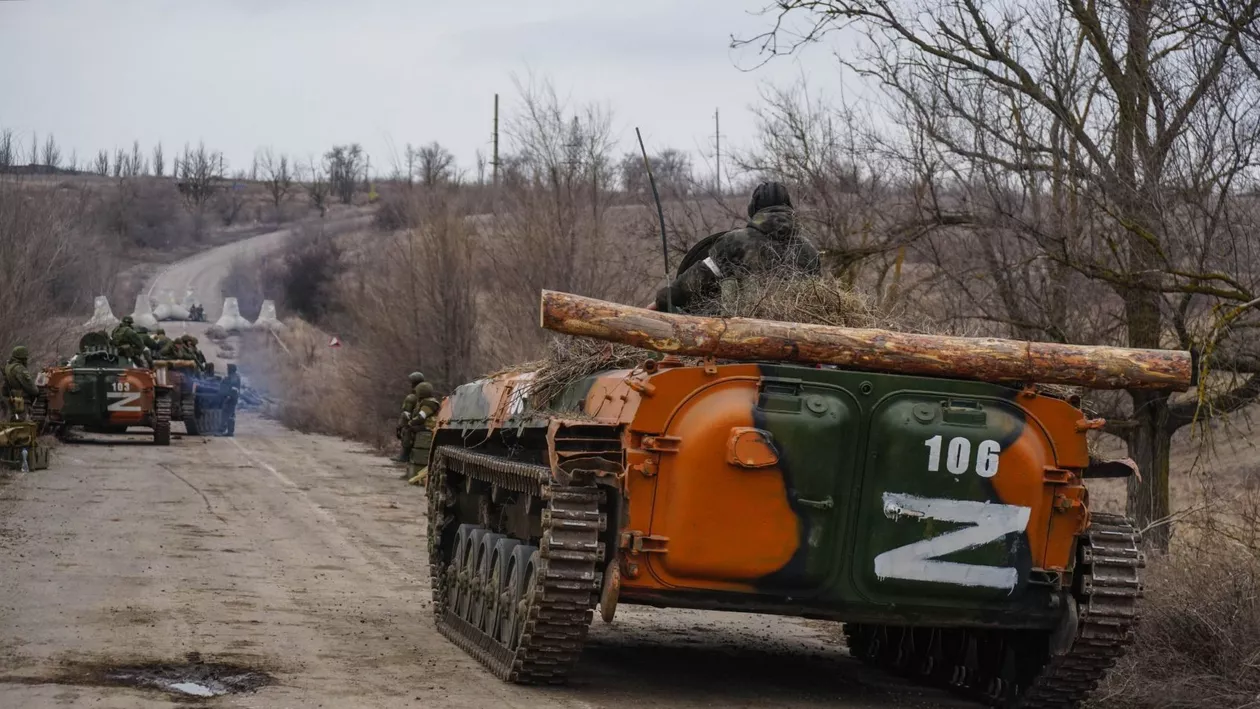 Atacurile rusești asupra orașului ucrainean Mariupol, tot mai intense. Primar: „Nu putem lua nici măcar răniţii de pe străzi, că bombardamentele nu se opresc”