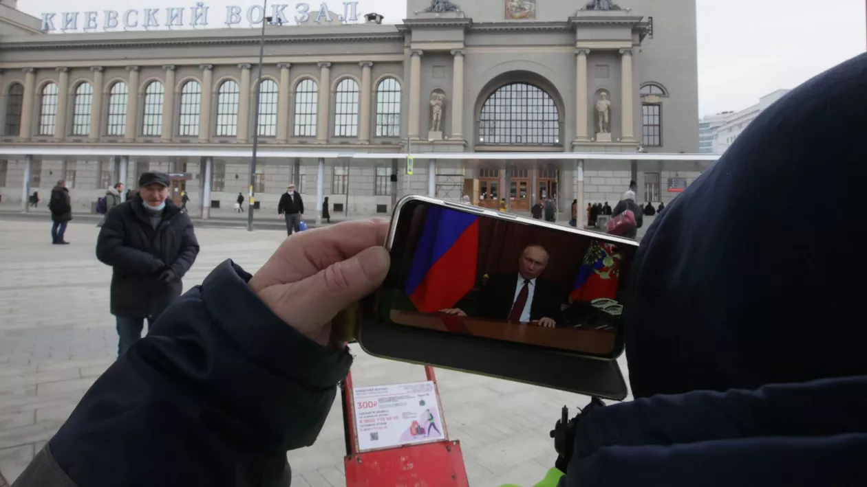 Încă o minciună a propagandei ruse, demontată: Adevărul despre așa-zisele laboratoare americane din Ucraina în care s-ar dezvolta arme biologice