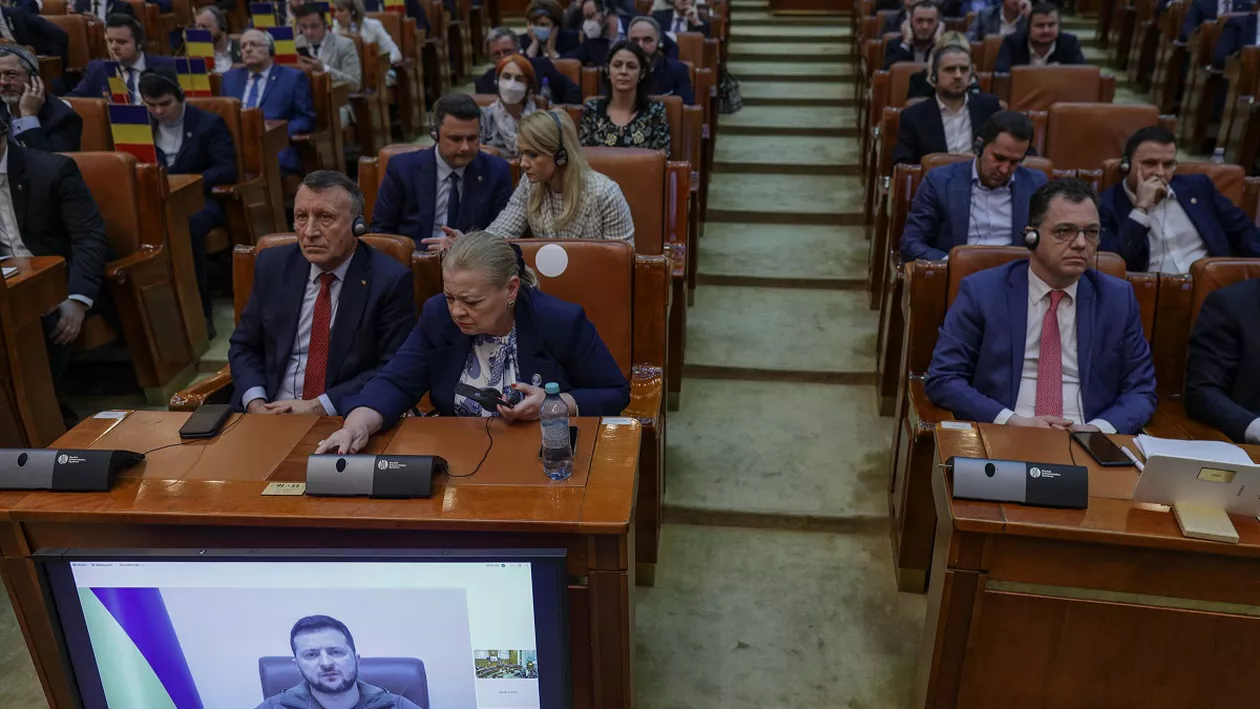 Defecțiuni tehnice la discursul lui Volodimir Zelenski în Parlamentului României. Prima parte a alocuțiunii, marcată de problemele cu sunetul (VIDEO, GALERIE FOTO)