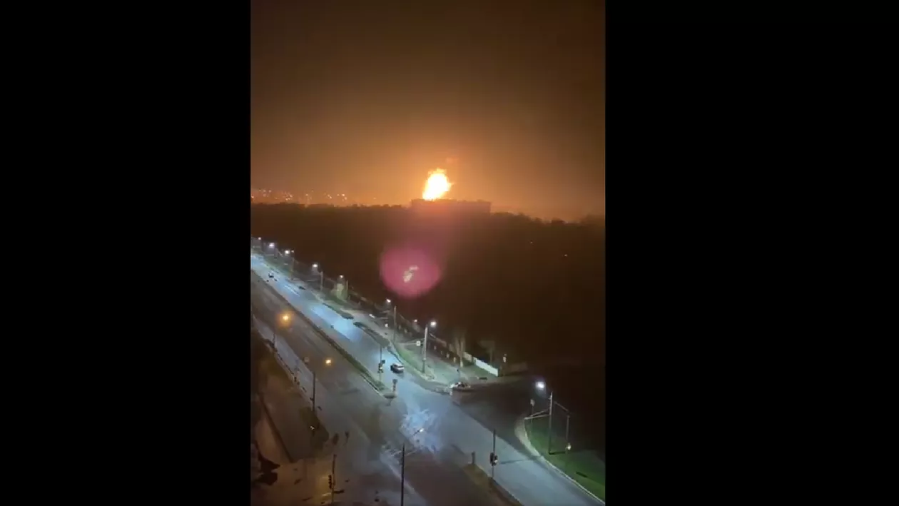 Incendiu violent la un depozit de petrol din orașul rusesc Briansk, aflat la la aproximativ 100 de kilometri nord de graniţa cu Ucraina