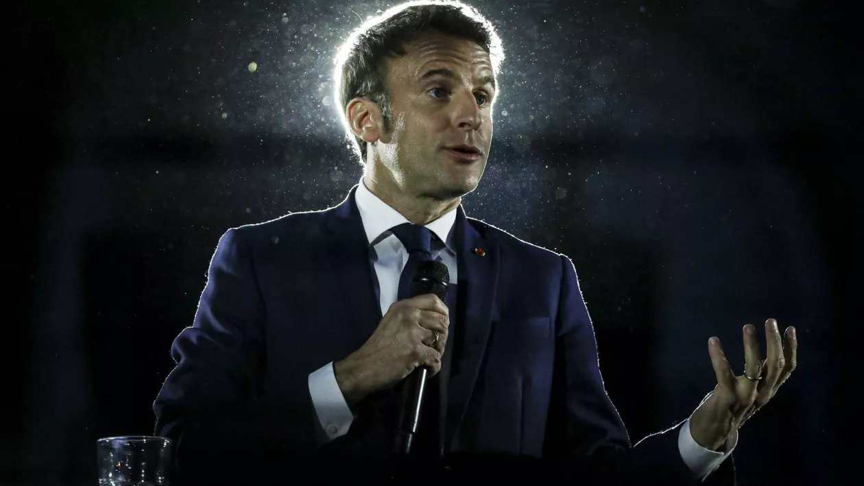 Emmanuel Macron susține că folosirea de arme chimice de către ruși în Ucraina nu reprezintă o „linie roșie” pentru Franța