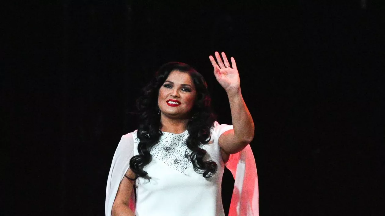 Cum a fost sancționată soprana rusă Anna Netrebko, după ce artista a dezaprobat războiul lui Putin
