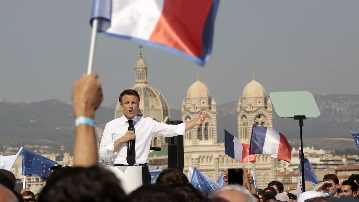 Emmanuel Macron s-a declarat „președintele tuturor” francezilor, în discursul victoriei: „Le spun celor care au votat pentru extrema dreaptă că responsabilitatea mea și a echipei mele va fi să abordeze preocupările lor”