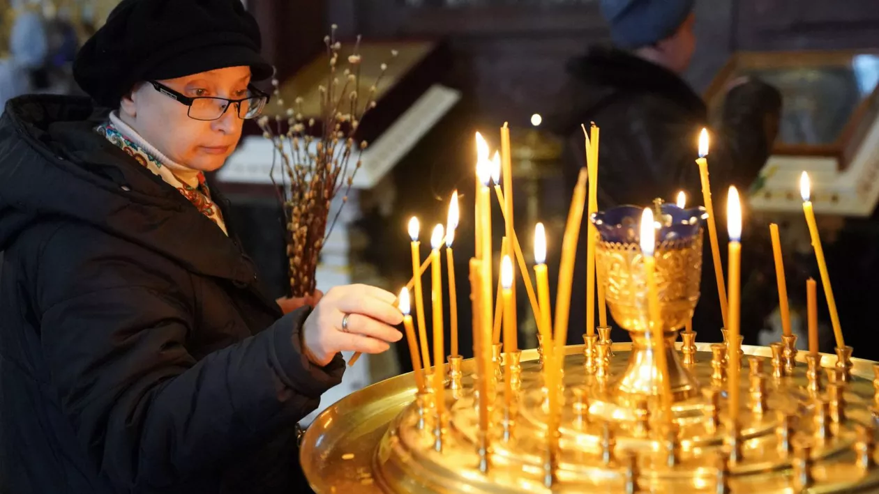 Primarul Kievului îi sfătuiește pe cetățeni să rămână în adăposturi în seara de Înviere: „Pentru siguranța și evitarea posibilelor provocări” slujba va fi transmisă online