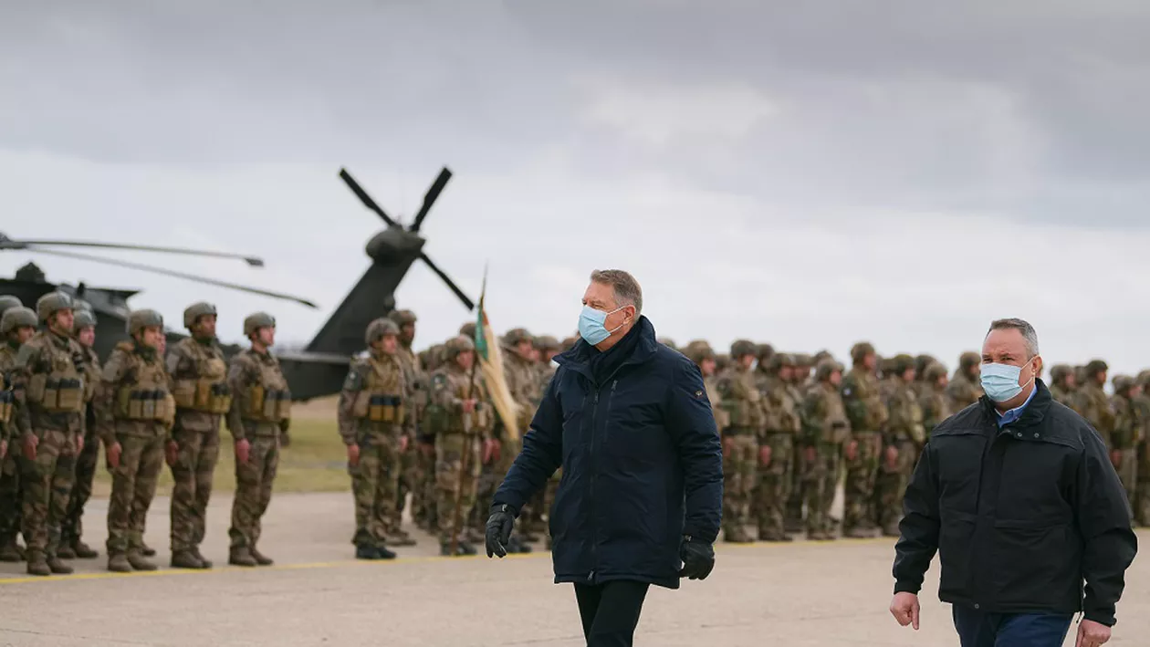 Klaus Iohannis: Grupul de Luptă NATO din România va contribui la întărirea securității pe întregul Flanc Estic în mod coerent și unitar, fiind un prim pas spre echilibrarea prezenței aliate pe flanc (VIDEO)