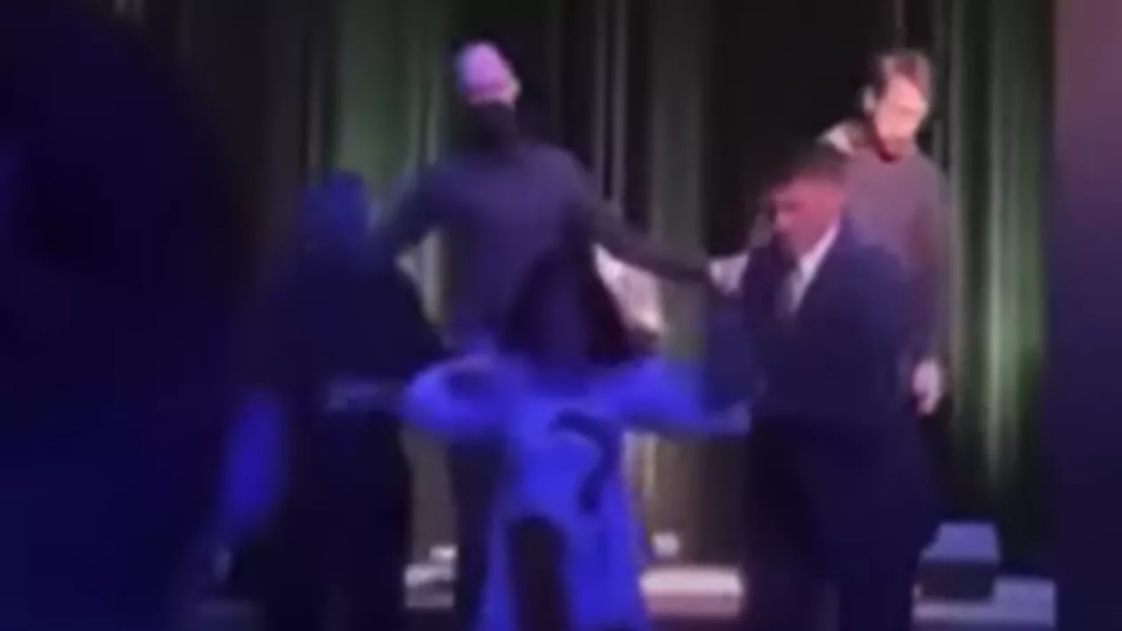 Un comediant rus a glumit pe seama femeilor ucrainene. Prestația halucinantă a vedetei (video)