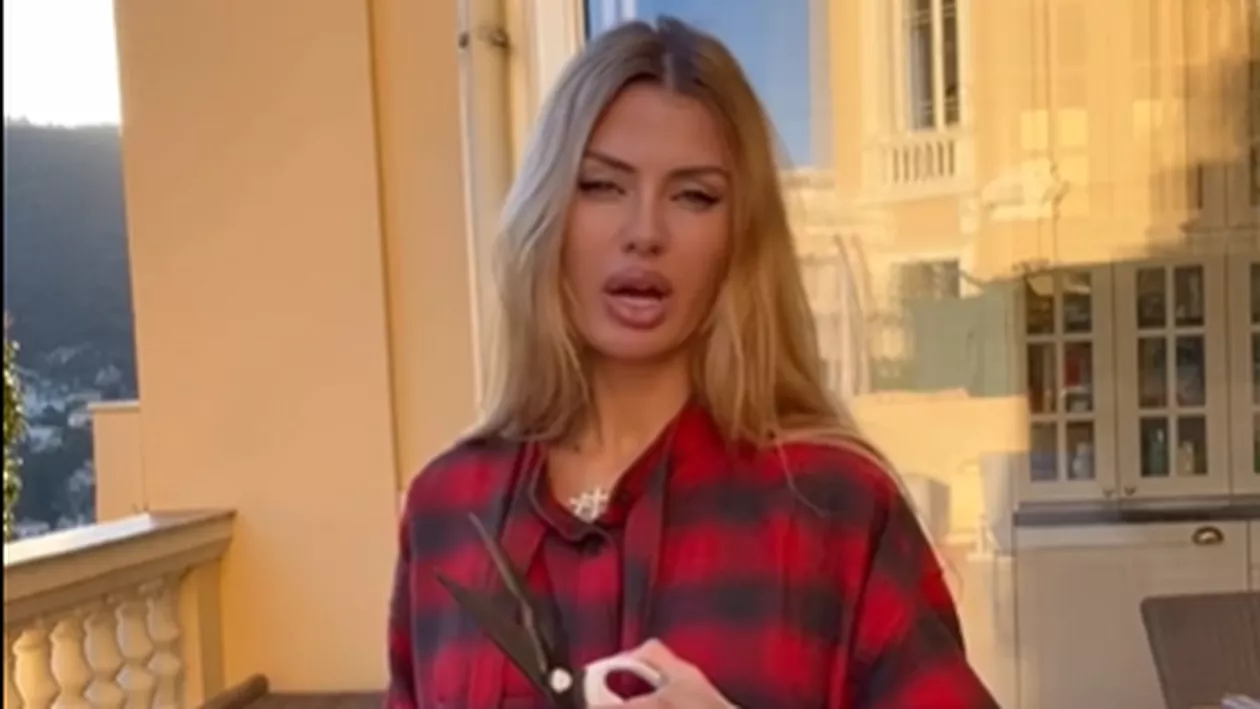 Rusoaicele și-au distrus accesorii de mii de euro, în semn de protest împotriva sancțiunilor (video)