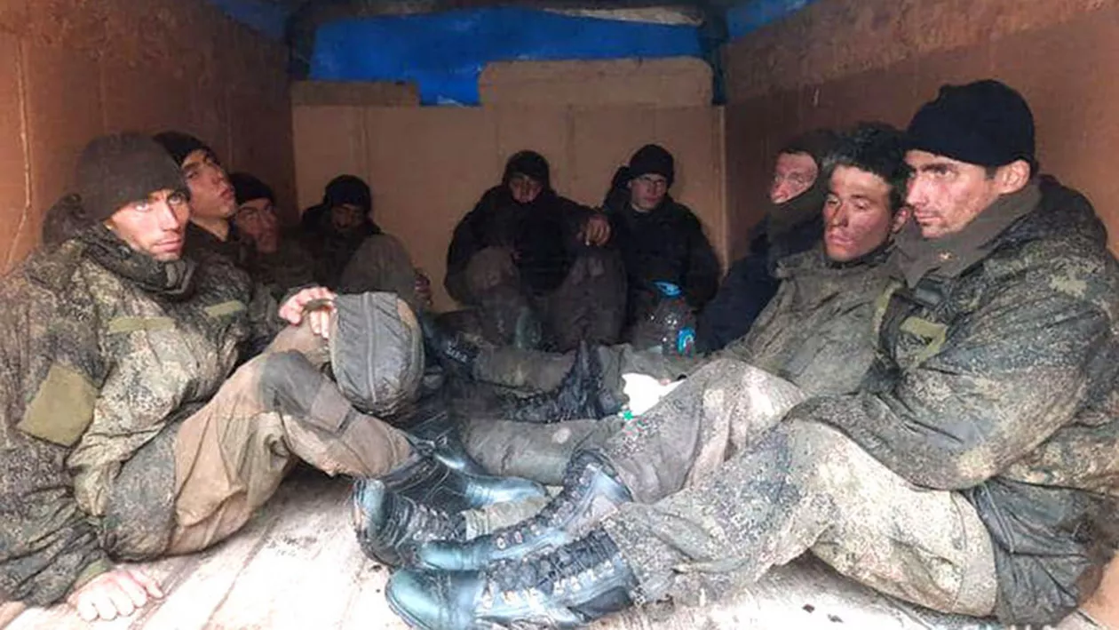 „Mâncăm câini, azi am mâncat un Yorkshire Terrier”. Discuții între militarii ruși, interceptate de Serviciul secret al Ucrainei