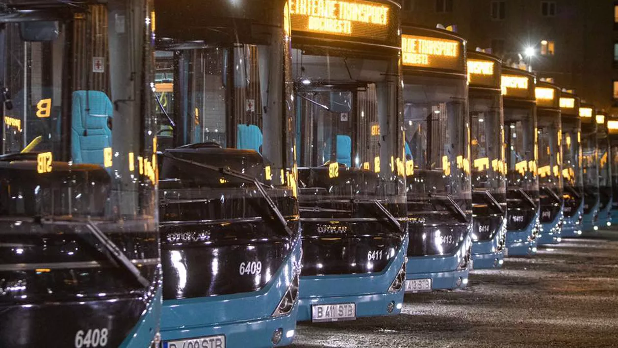 Transport public de noapte reorganizat în Capitală. Nicușor Dan: Noile trasee vor oferi legături directe și rapide între centrul Bucureștiului și cartiere (FOTO)