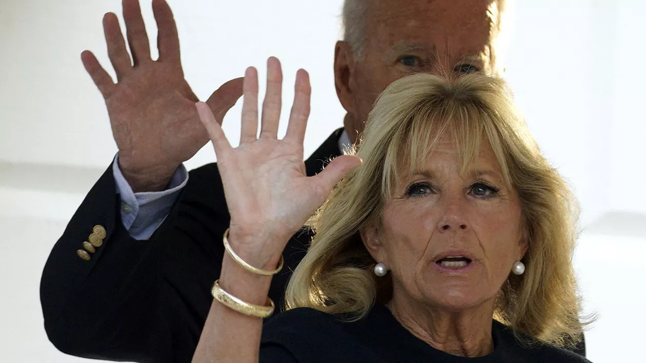 Jill Biden, vizită neanunțată în Ucraina, după călătoriile în România și Slovacia. Prima doamnă a SUA s-a întâlnit și cu soția președintelui ucrainean, Olena Zelenska