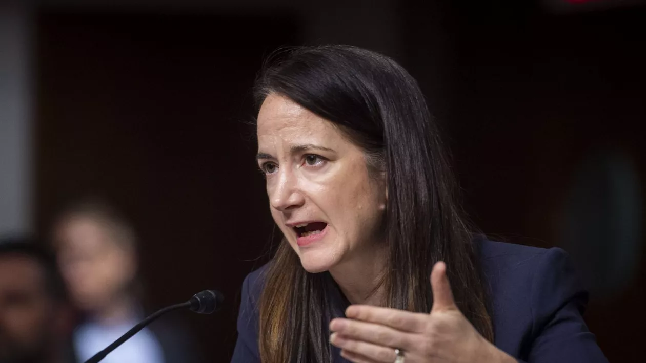 Cel mai înalt oficial al serviciilor secrete americane avertizează că Putin ar putea folosi arme nucleare, dacă simte că regimul său este amenințat