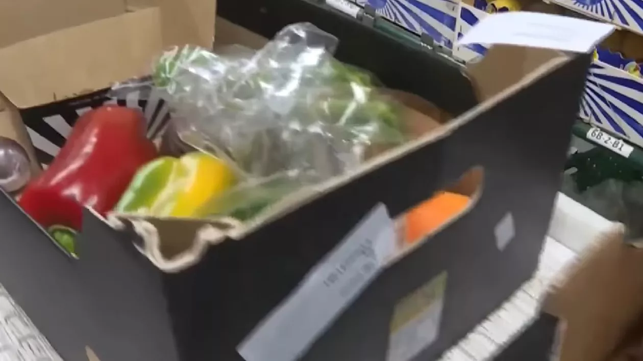 Când vor primi românii pachetele cu alimente de la Guvern: ”Avem peste 1,8 milioane de astfel de pachete”