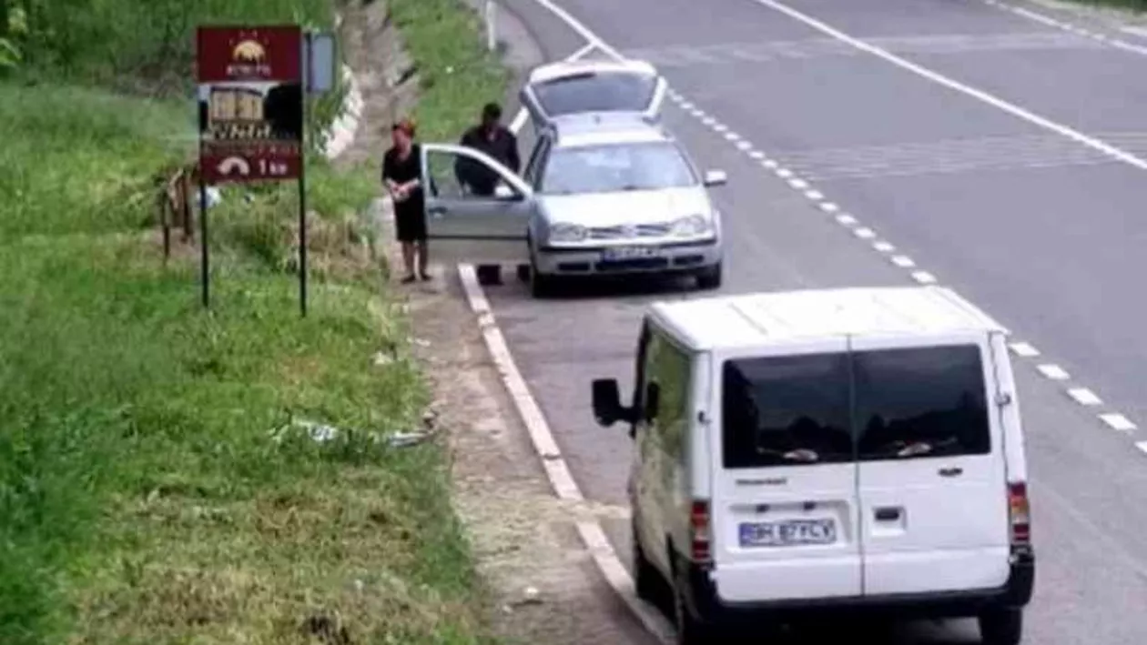 Autoturism confiscat, conform legii, după ce pasagerii au aruncat gunoiul pe marginea şoselei (VIDEO)