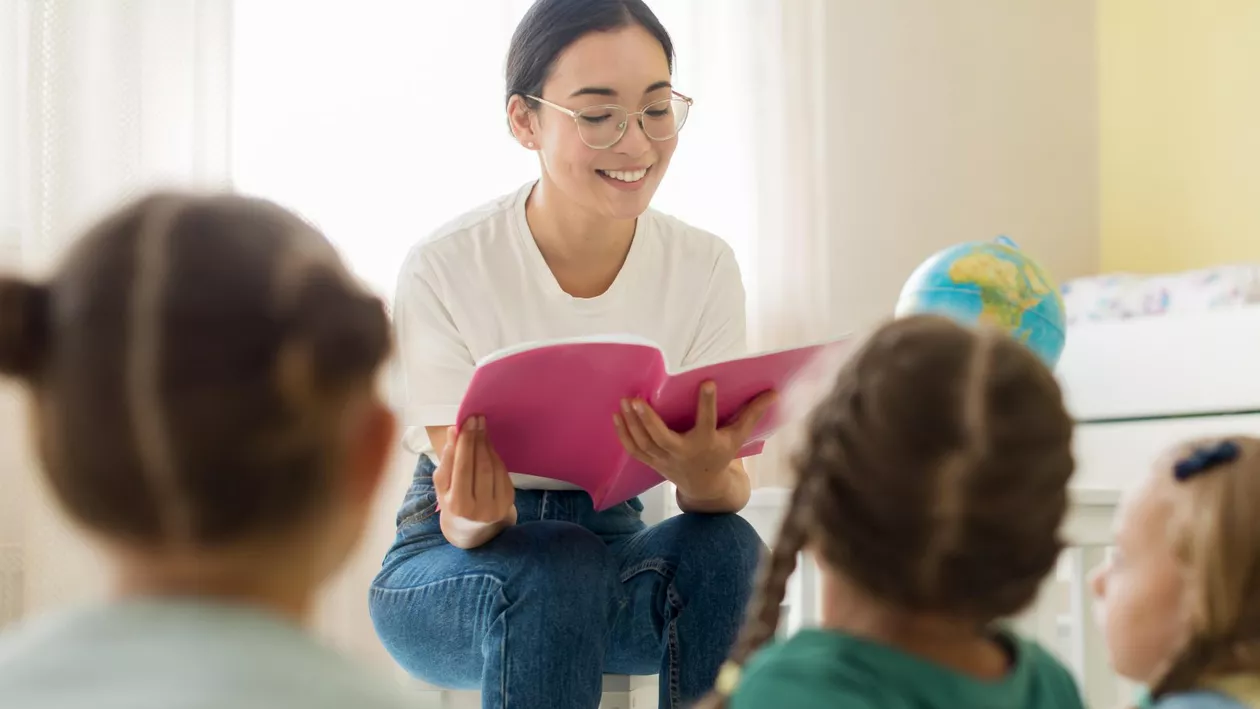 Nicoale Ciucă: Vocația învățătorilor trebuie să fie dublată de evoluția societății, schimbările tehnologice și dinamica procesului educațional