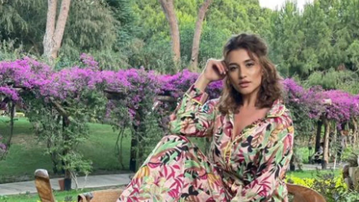 Cum a ajuns Claudia Pătrășcanu să pozeze în Playboy acum 20 de ani: Nu e o rușine, dar nici nu pot să zic că-mi pare bine. A fost o nebunie atunci, toate femeile pozau (VIDEO)