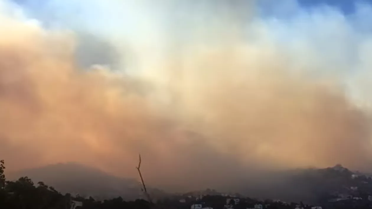 Iadul s-a dezlănțuit în Grecia! Sute de localnici au fost evacuați: „Incendiile au scăpat de sub control”