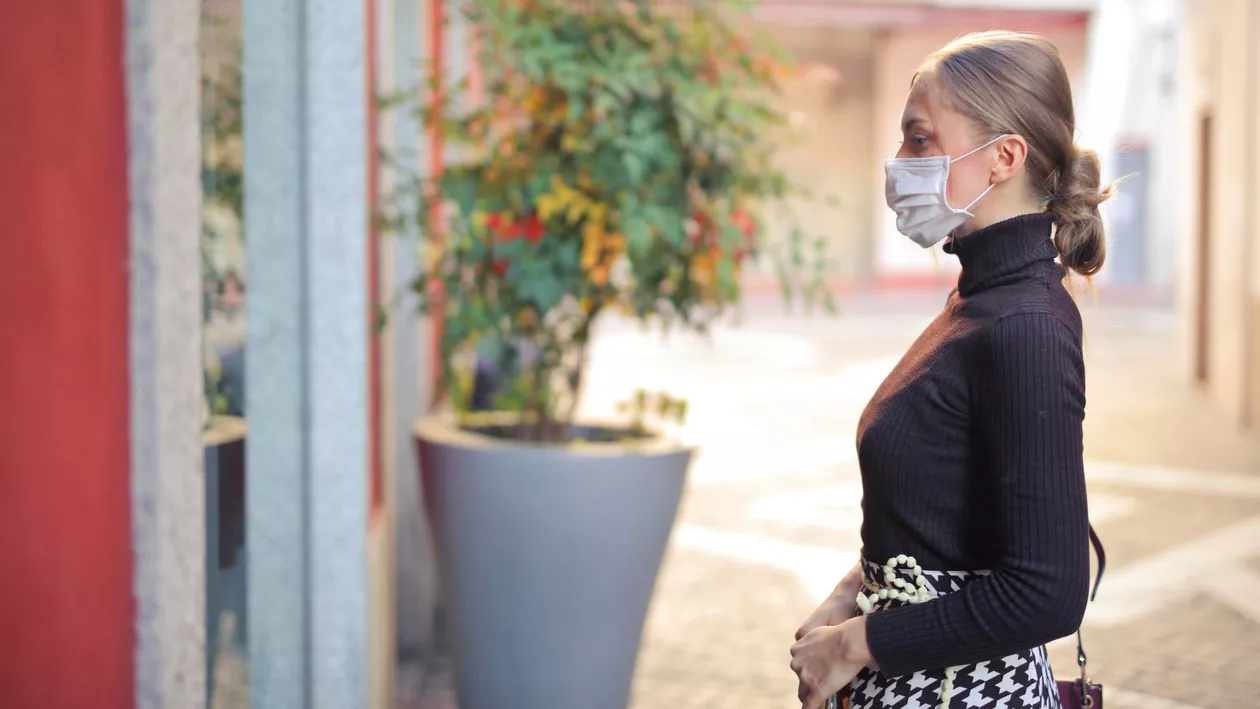 Noi reguli în Grecia: Ce trebuie să faci dacă te infectezi cu COVID-19 în vacanță