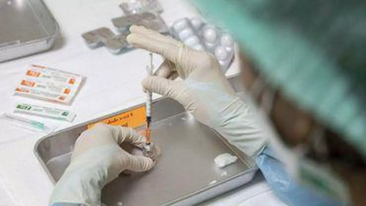 Cine beneficiază de vaccin antigripal gratuit. Lista vaccinurilor compensate se mărește