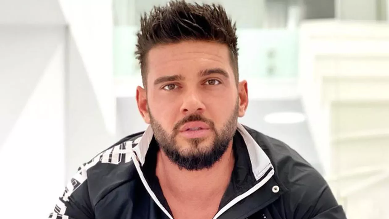 Dorian Popa s-a lăudat pe Internet cu notele de la Bacalaureat: „Citiți și plângeți!” / Cât de bine a învățat artistul