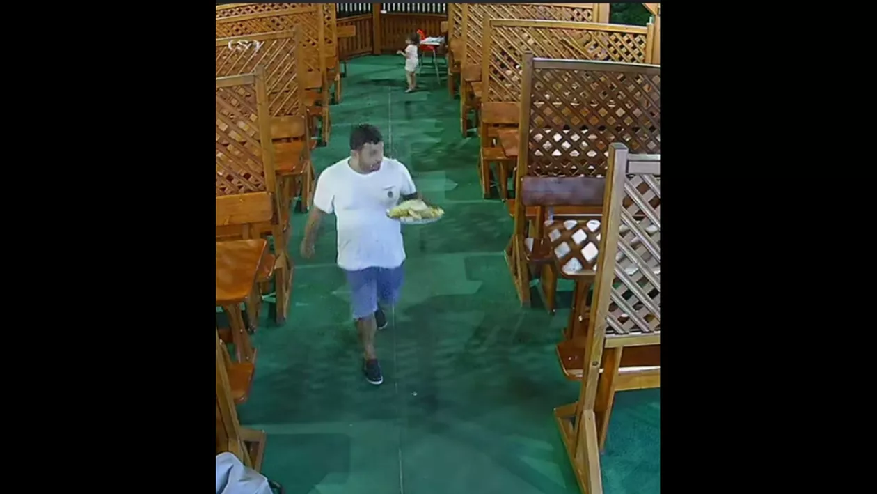 O familie cu trei copii, care a mâncat bine la un restaurant din Satu Mare, a plecat fără să plătească. Au trimis banii pe consumație și bacșis, după ce imaginile au devenit virale