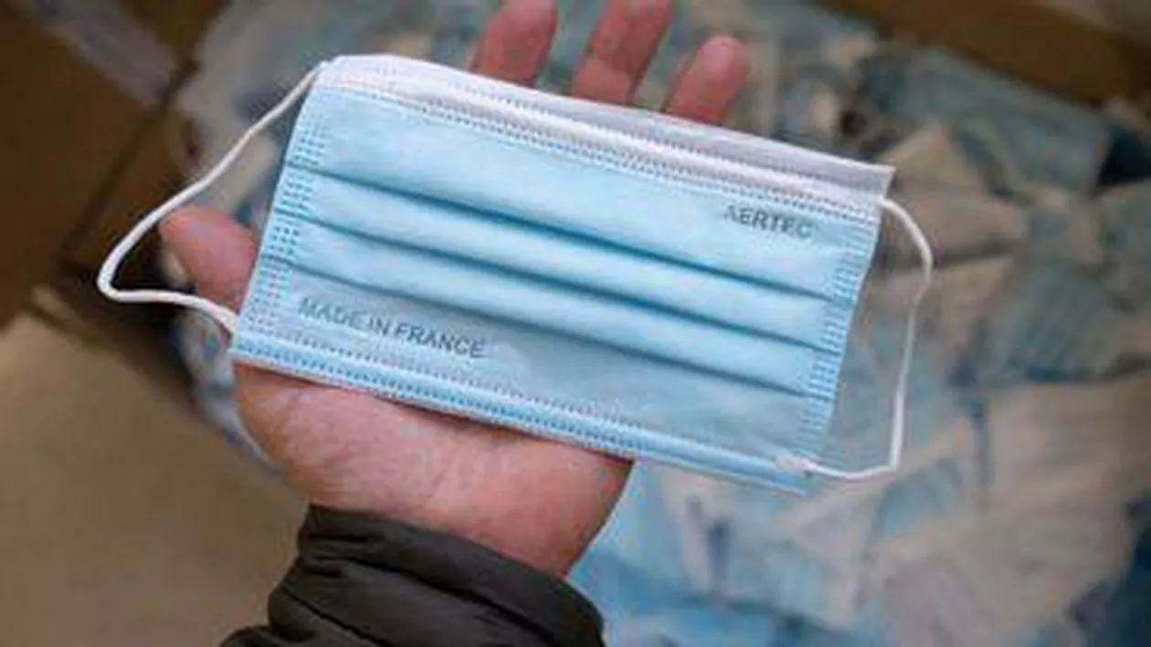 Italienii nu vor mai fi nevoiţi să poarte măşti de protecţie în mijloacele de transport public