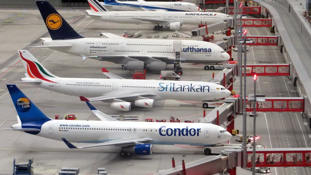 Mai multe zboruri vor fi anulate luni în Marea Britanie, în ziua în care va fi înmormântată Regina Elisabeta