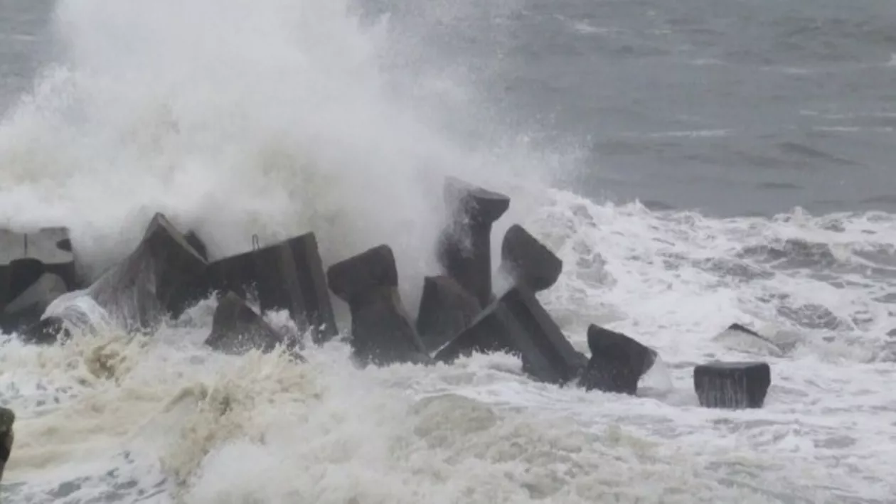 Pericol ascuns pe litoralul românesc! Ce sunt curenții rip și care sunt plajele cu cel mai mare risc