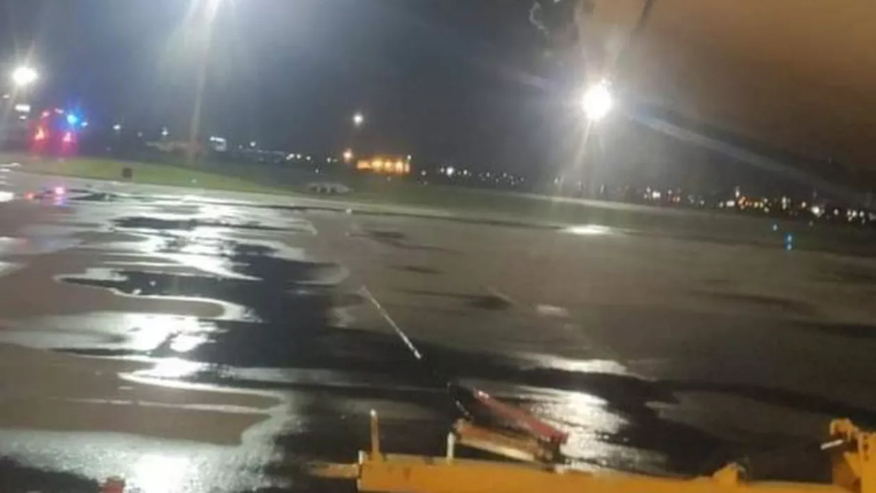 Momente de groază pentru pasagerii unui avion, care s-a dezintegrat deasupra Paraguayului (video)