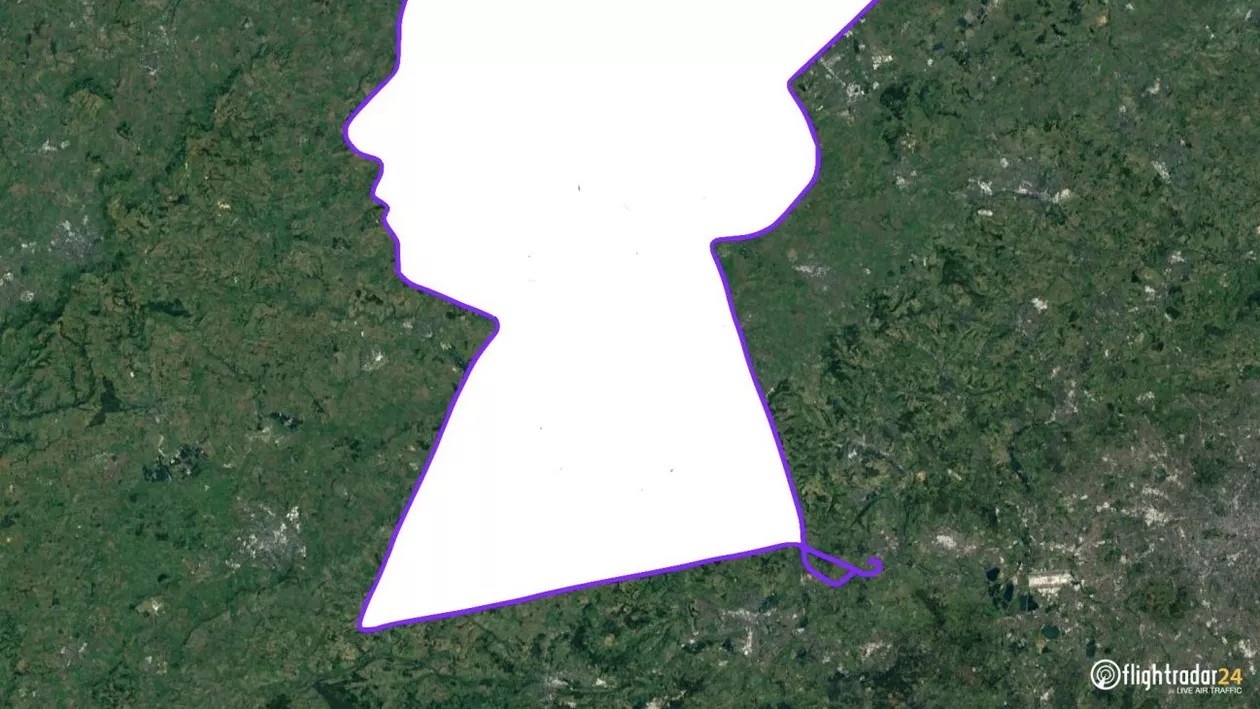 Portret inedit al Reginei Elisabeta a II-a realizat cu un avion