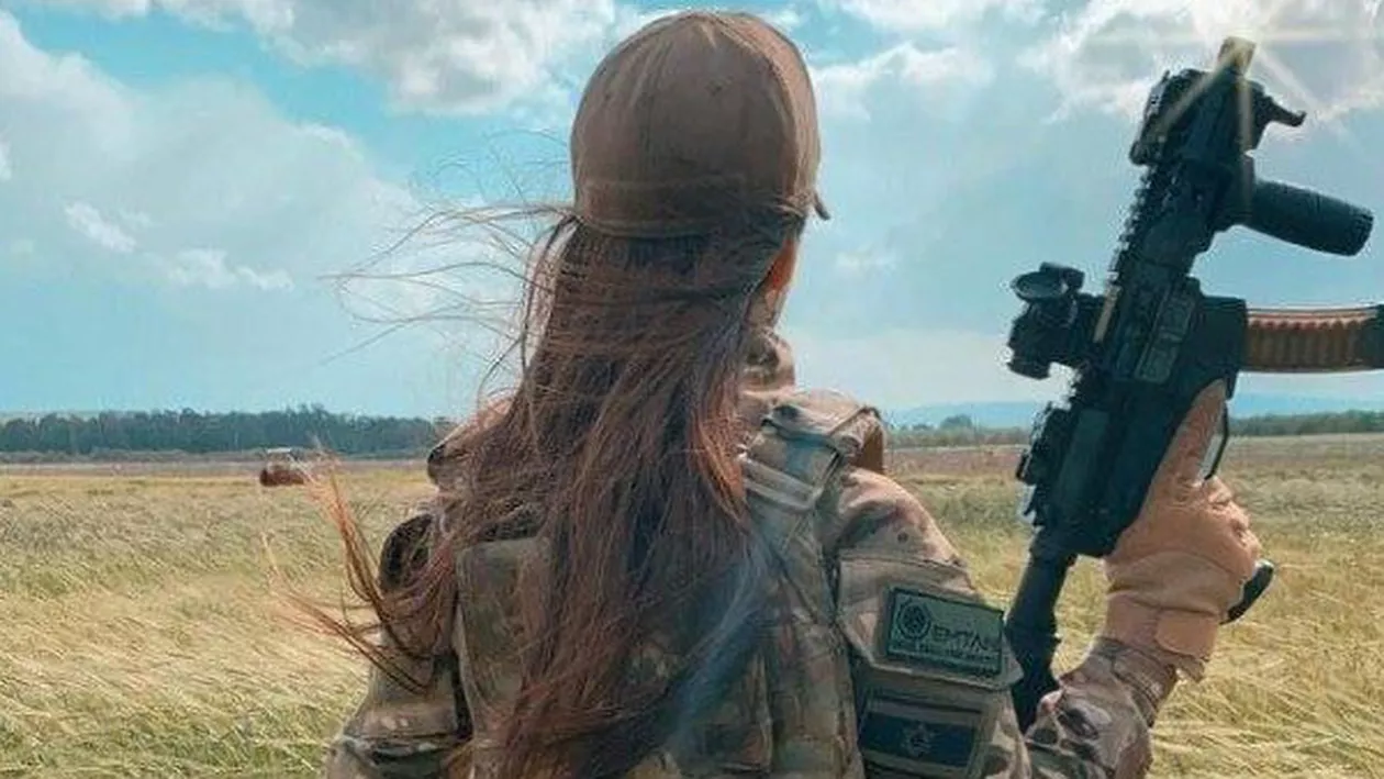 O țară membră NATO va introduce serviciul militar obligatoriu și pentru femei, începând de anul viitor