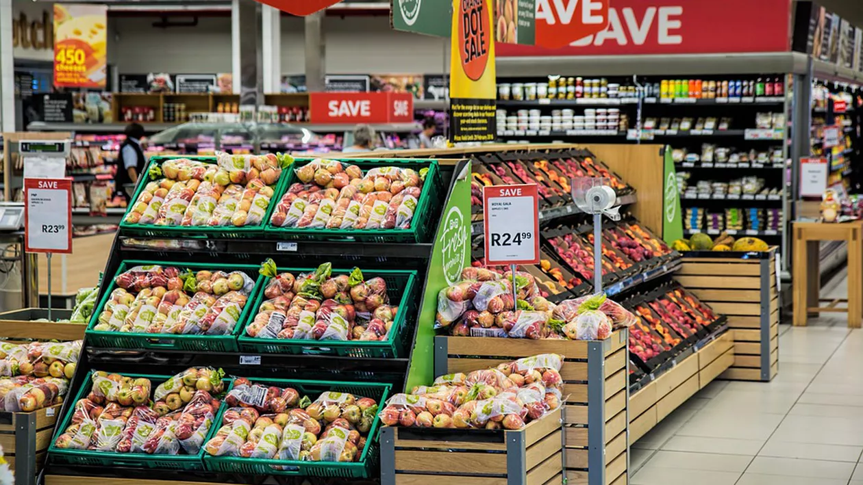 Motivul pentru care un italian a început să înjunghie oameni într-un supermarket din Milano