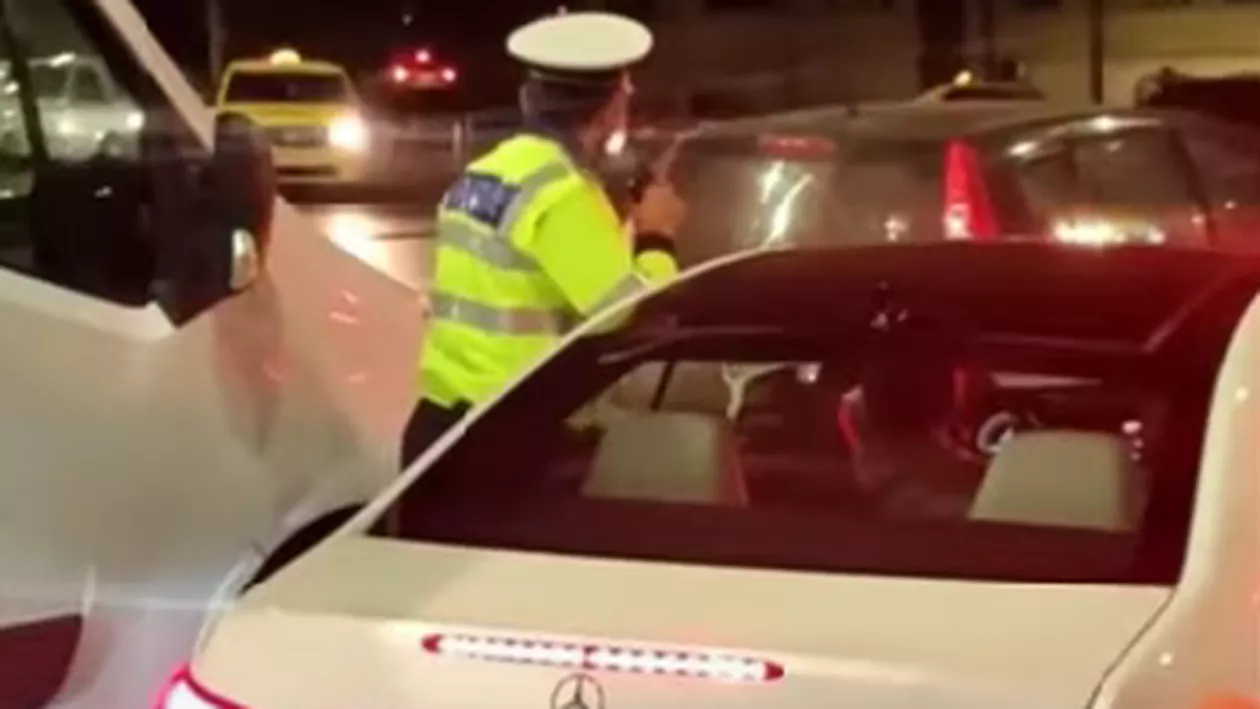 Cum a fost surprinsă acum un an mașina „bombardierului” care n-a oprit la semnalele polițiștilor (FOTO)
