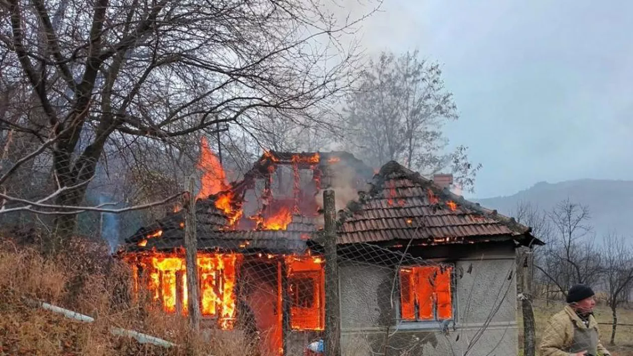 Tragedie în Sîrbești: doi copii au ars de vii. Cum s-a întâmplat tragedia