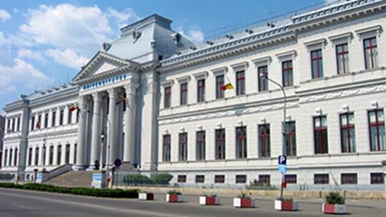 Studenții din Craiova vor învăța online pentru a economisi energie: ce spun aceștia despre măsura adoptată