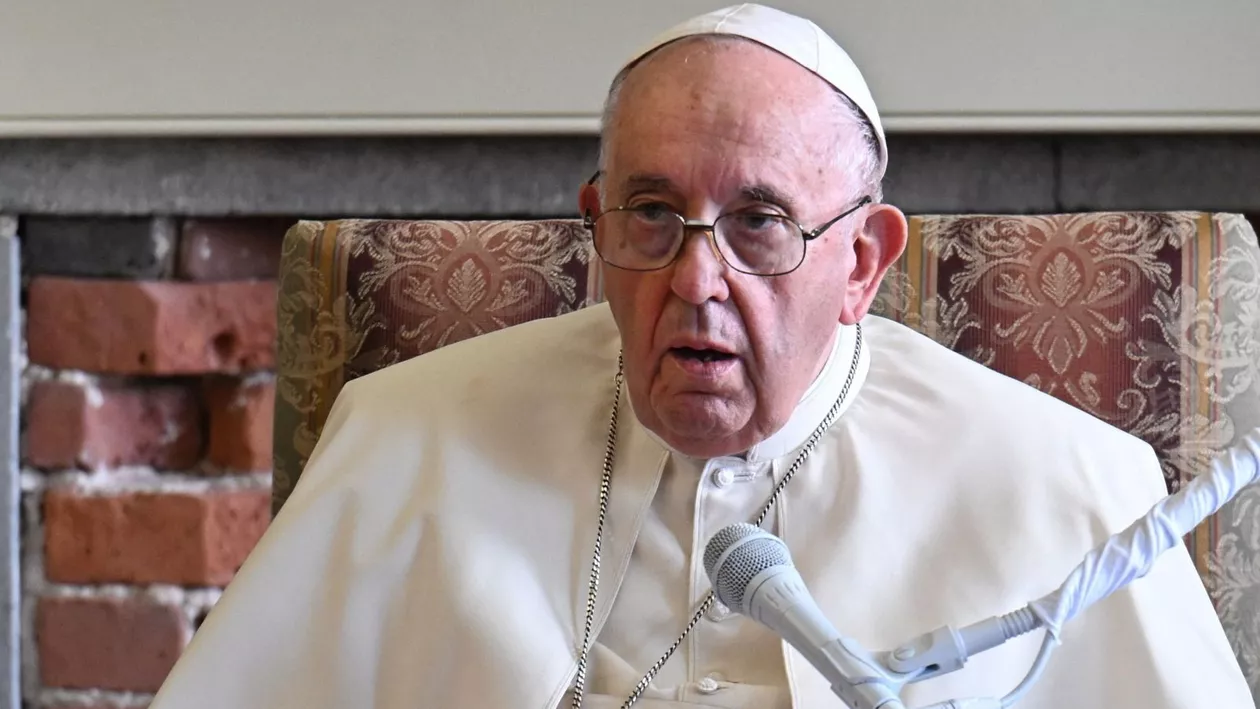 Ameninţări teroriste online la adresa Papei Francisc, în Indonezia. Şapte suspecţi că ar fi plănuit un atac au fost reţinuţi