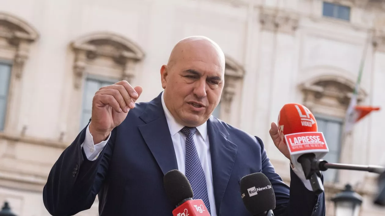 Ministrul italian al Apararii: Livrările de armament către Ucraina vor înceta imediat ce vor începe negocierile de pace cu Rusia