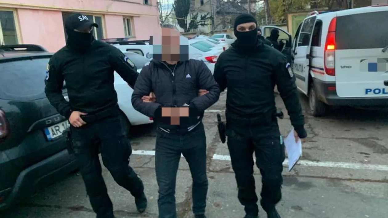 Bărbat căutat de autoritățile din Italia, prins în România: acesta și-a împușcat concubina și a ars trupul neînsuflețit în interiorul unei maşini pe care a împins-o într-un râu din regiunea Calabria