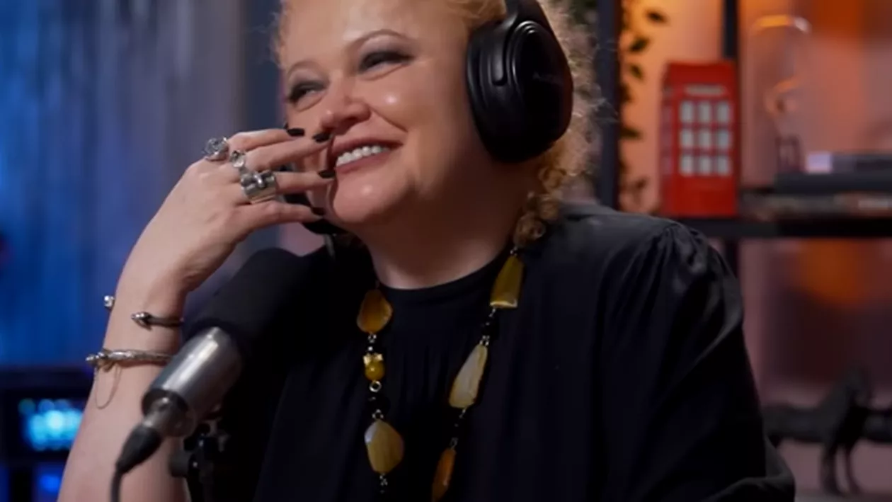 S-au cunoscut pe internet, dar acum sunt de nedespărțit! Cu cine se iubește Narcisa Suciu