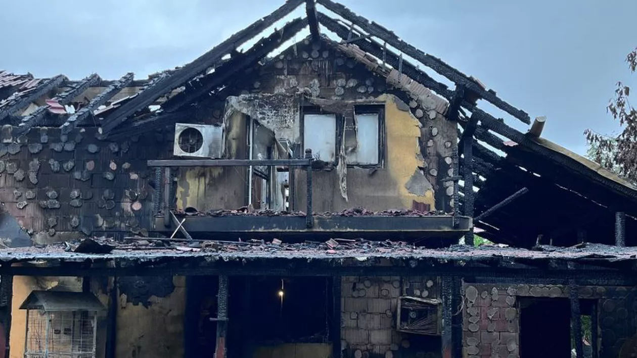 Un pompier din Sibiu a băut o bere și a incendiat casa fostei iubite. Femeia a rămas pe drumuri cu trei copii