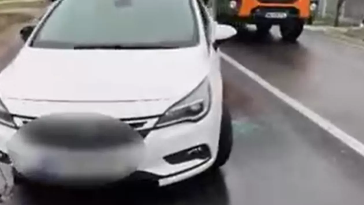 Un danez drogat a intrat prin vamă ca glonțul: A doborât bariera și a fugit
