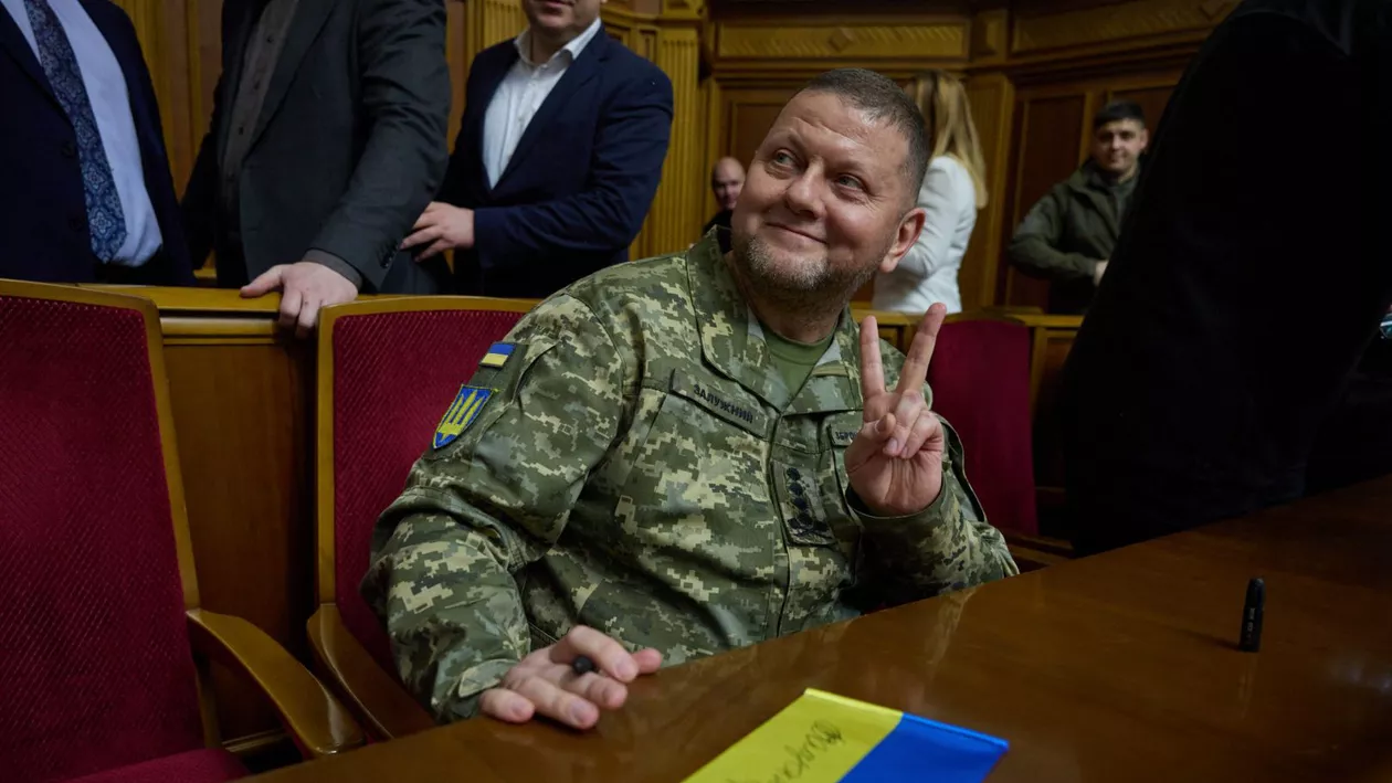 Comandatul-șef al forţelor ucrainene a primit un milion de dolari moștenire de la un american de origine ucraineană. Ce a făcut cu banii