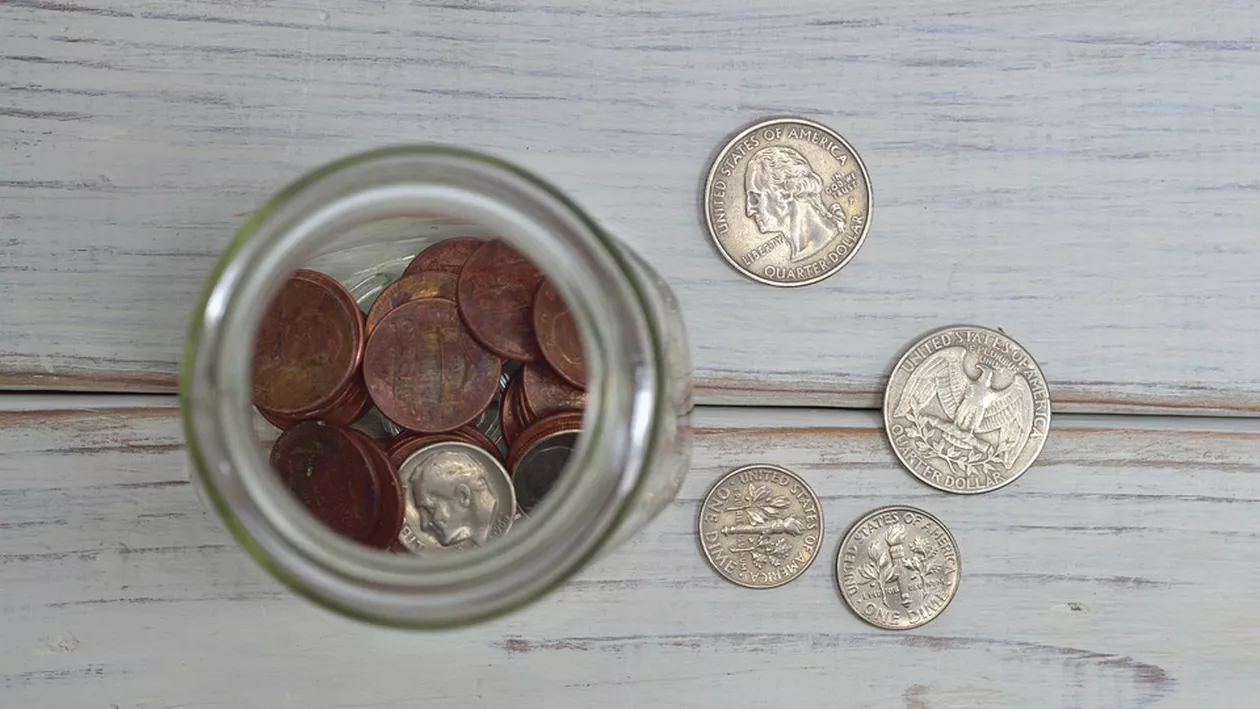 Ce se va întâmpla cu borcanul pentru bacșiș din cafenele / Mai este legal sau nu?