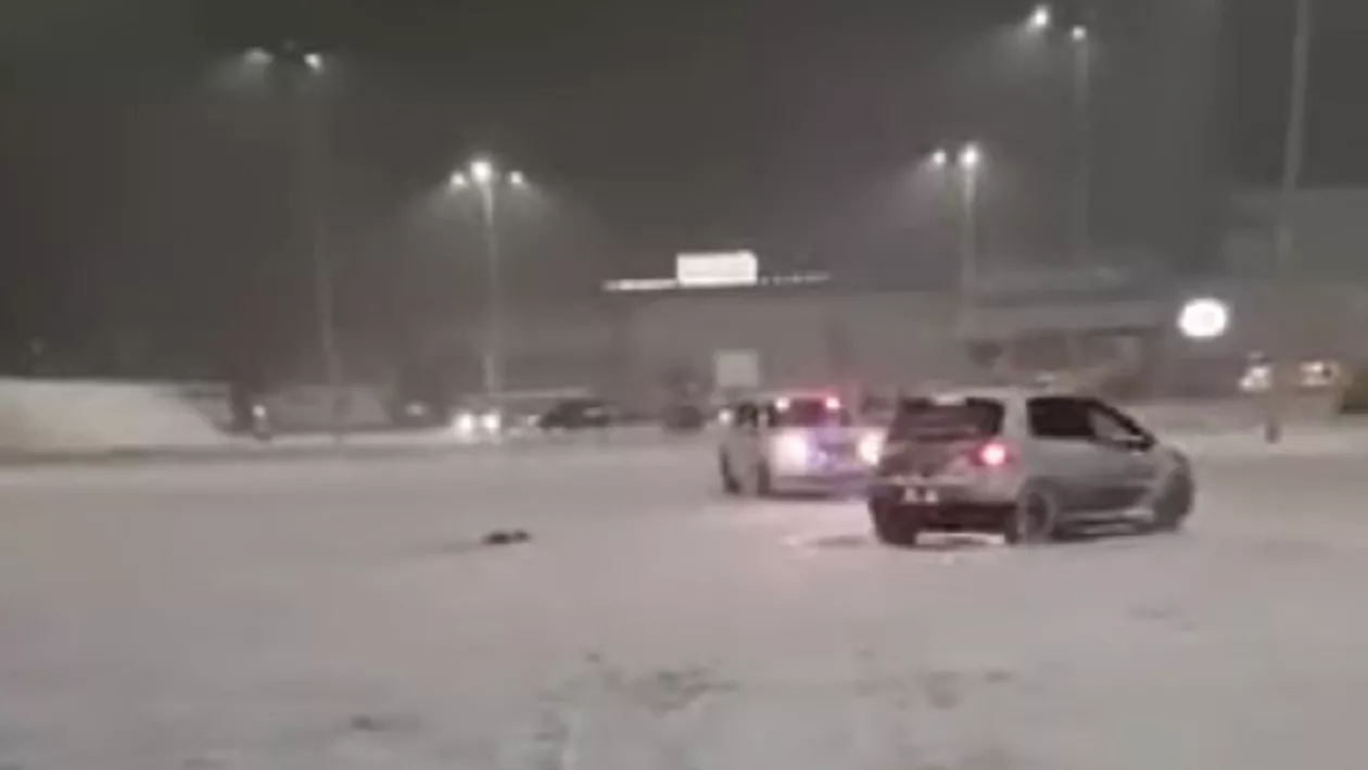 Drifturi pe zăpadă în Bacău: 16 șoferi au rămas fără carnet