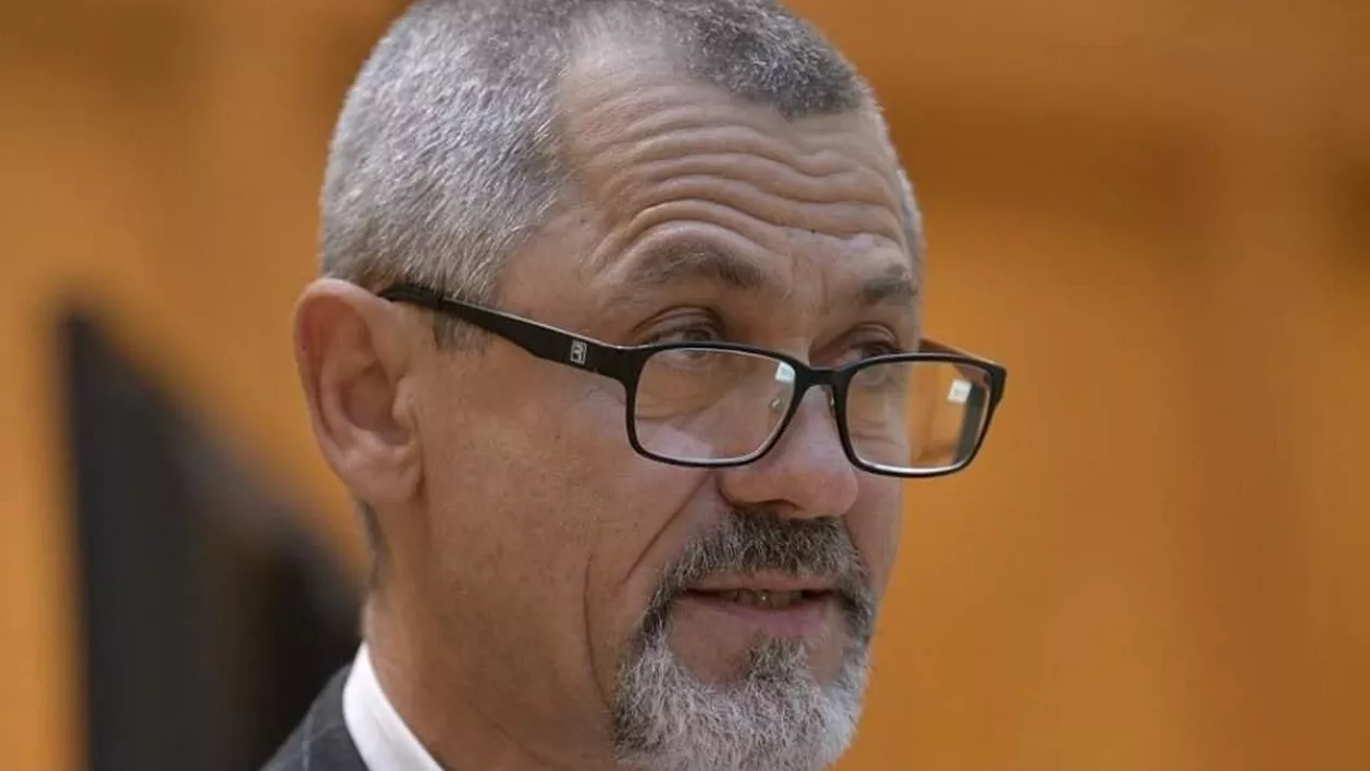 Culmea cinismului: Deputatul Dumitru Focșa, exclus din AUR după ce și-a agresat soția, anunță că se va lupta cu violența domestică