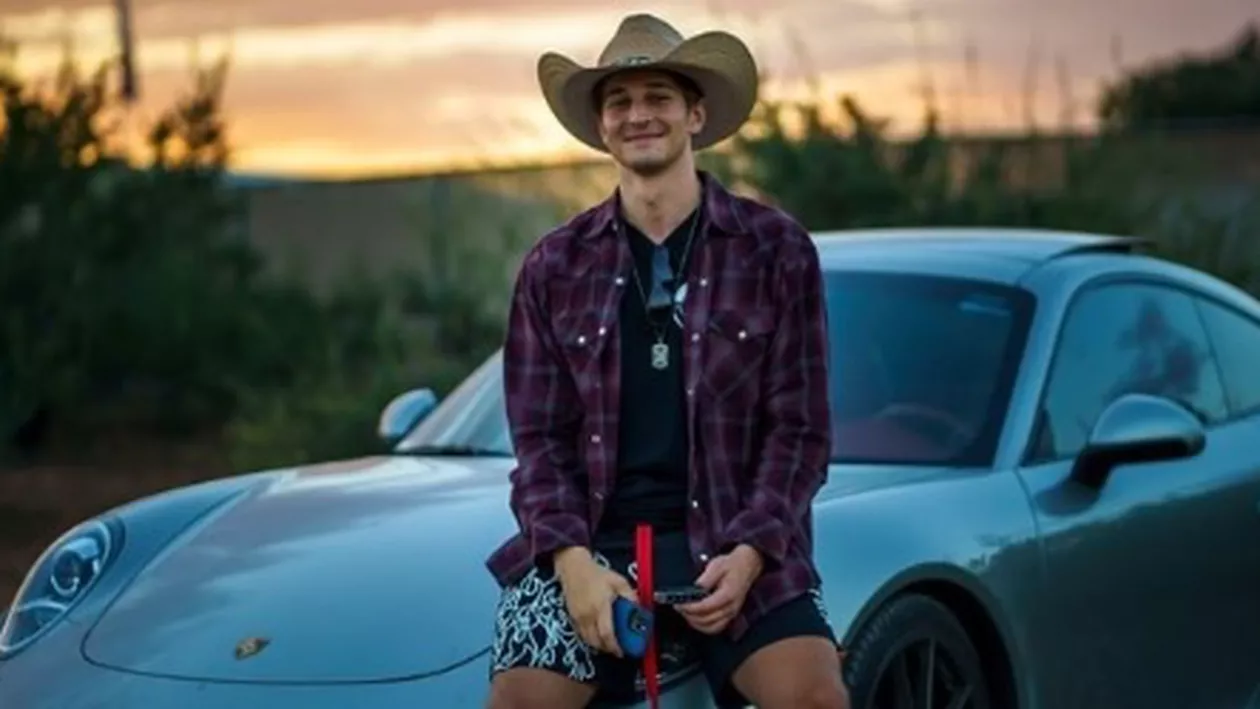 Un tânăr român din SUA, din părinți emigranți, a ajuns vedeta penibilului: „Dacă ești un tip de 20 de ani și nu ai un Lamborghini, ar trebui să stai jos și să ai o discuție serioasă cu tine însuți