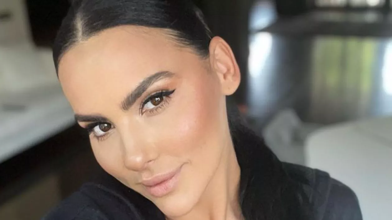 Lavinia Pîrva și Ștefan Bănică jr se ocupă singuri de îngrijirea fiului lor. Cine stă cu Alexandru în absența lor?