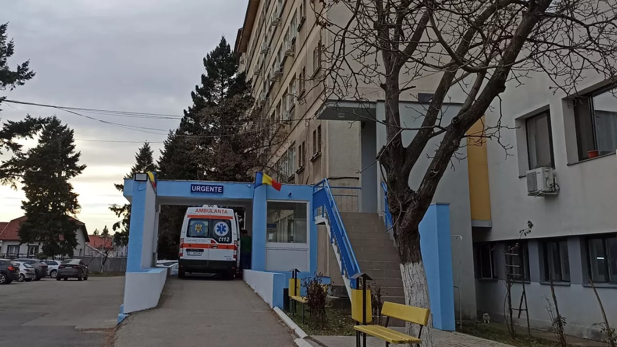O gravidă de 26 de ani a murit la Maternitatea din Botoșani. Femeia s-a chinuit cu dureri, iar în spital nu era niciun doctor