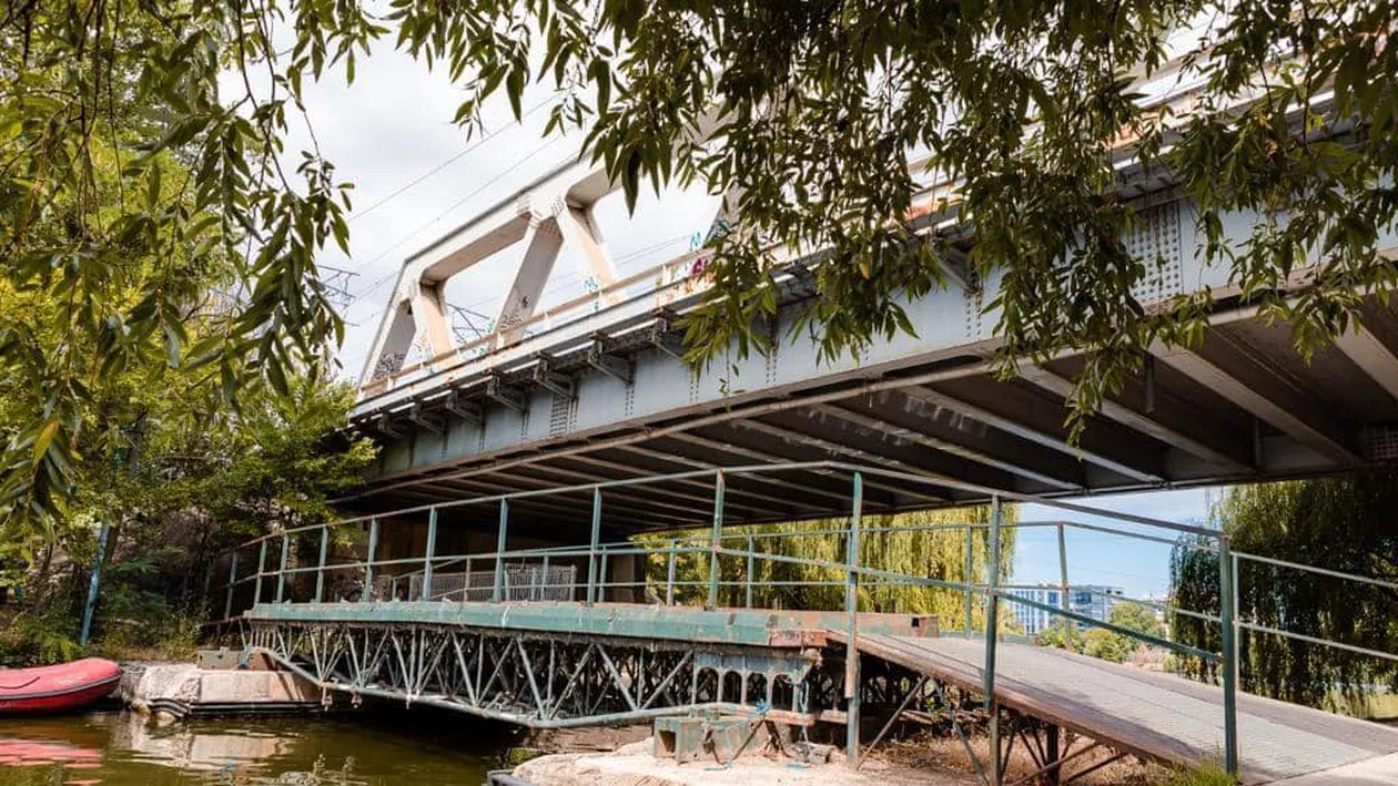 Primăria Capitalei va construi un pod pietonal pentru traversarea lacului Herăstrău. Cât va costa investiția